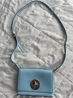Kate Spade Newbury Lane Sally
Cross Body